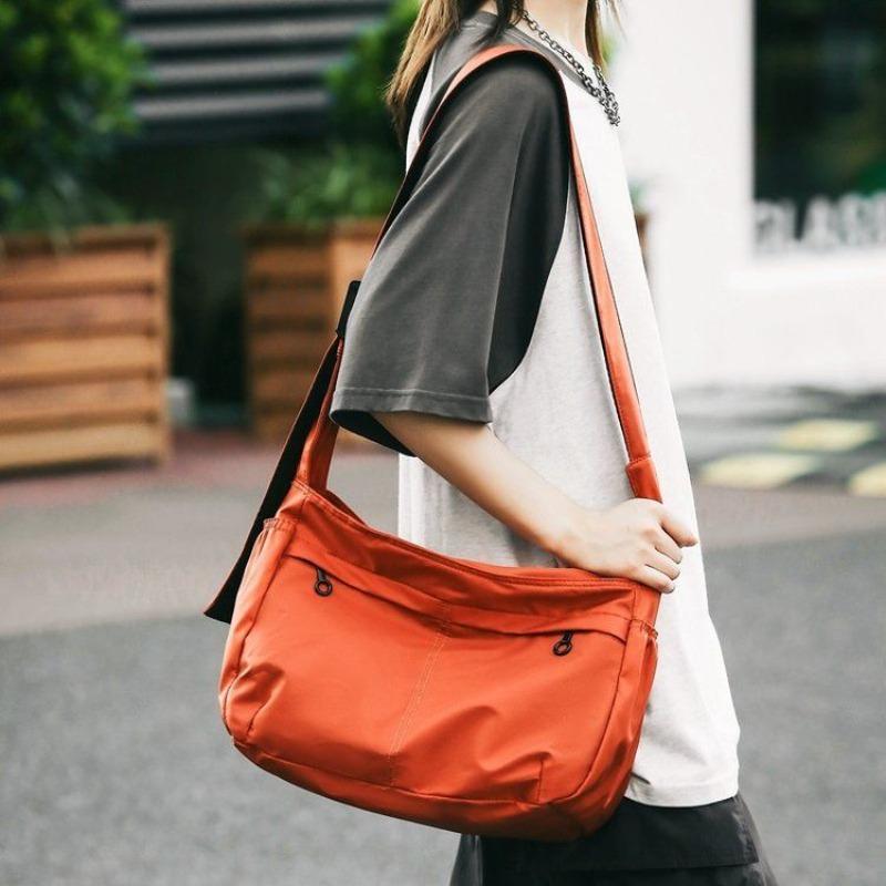 Same Style Crossbody Bag Sports Lightweight and Large Capacity One-Shoulder Tote Casual Waterproof Simple Nylon Cloth Men's and Women's Dumplings