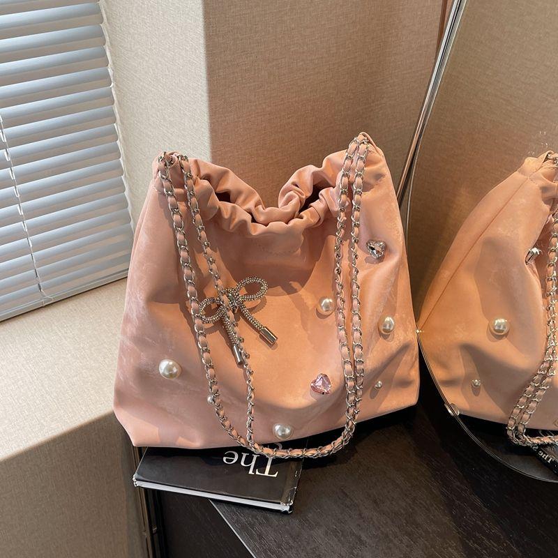 High-End Large Capacity Underarm Tote Bag Women's 2024 New Chain Shoulder Bag Silver Commuter Bucket Bag female