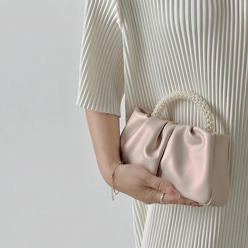 2024 New Temperament Women's Bag Pearl Handbag Pearl Light Pleated Cloud Handbag One Shoulder Crossbody Mini Bag Elegant Women's Bag
