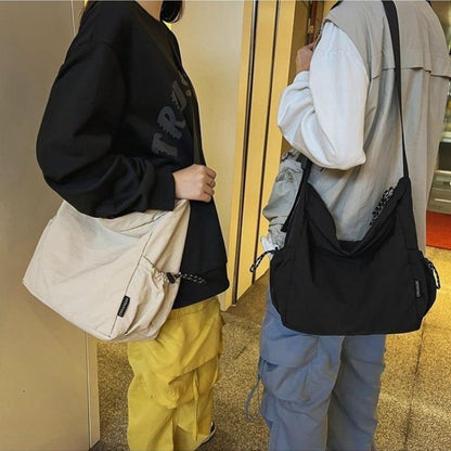 Japanese Fashion Brand Workwear Dumpling Messenger Bag Men's and Women's Large Capacity Idle Style Personal Leisure Nylon Shoulder Tote Bag Large Capacity Simple 2024 New