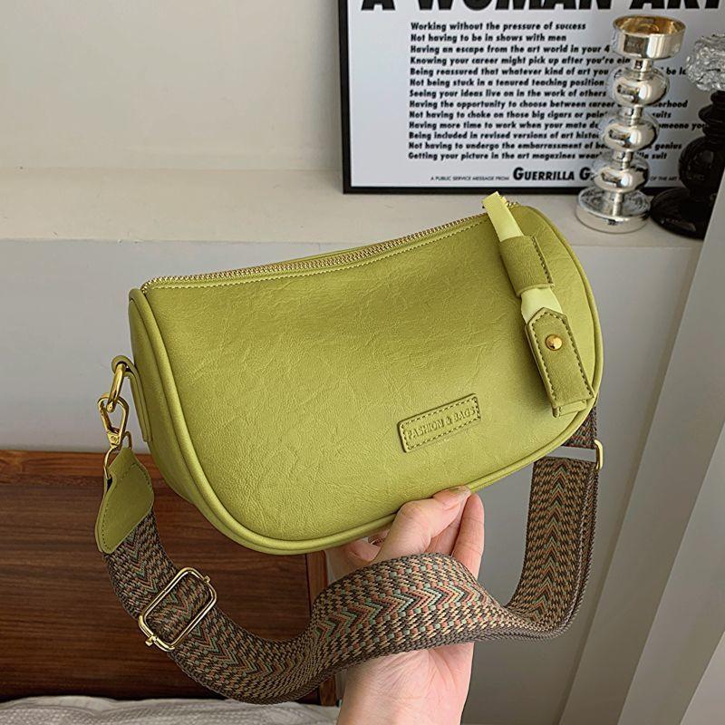 Niche Wide Shoulder Strap Bag Women's 2024 New Fashion One-Shoulder Popular Messenger Bag Advanced Texture All-Matching Dumpling Bag