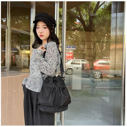 New Korean Style 2024 Fashion Women's Bag Nylon Drawstring Bucket Bag Versatile Handheld Shoulder Messenger Bag Casual