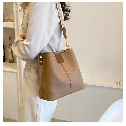 2024 Spring/Summer New Solid Color Fashion Versatile Large Capacity Bucket Bag Double Strap Shoulder Strap Wide Shoulder Strap Comfortable Portable Crossbody Bag Retro Classic Commuting High Quality Women's Bag