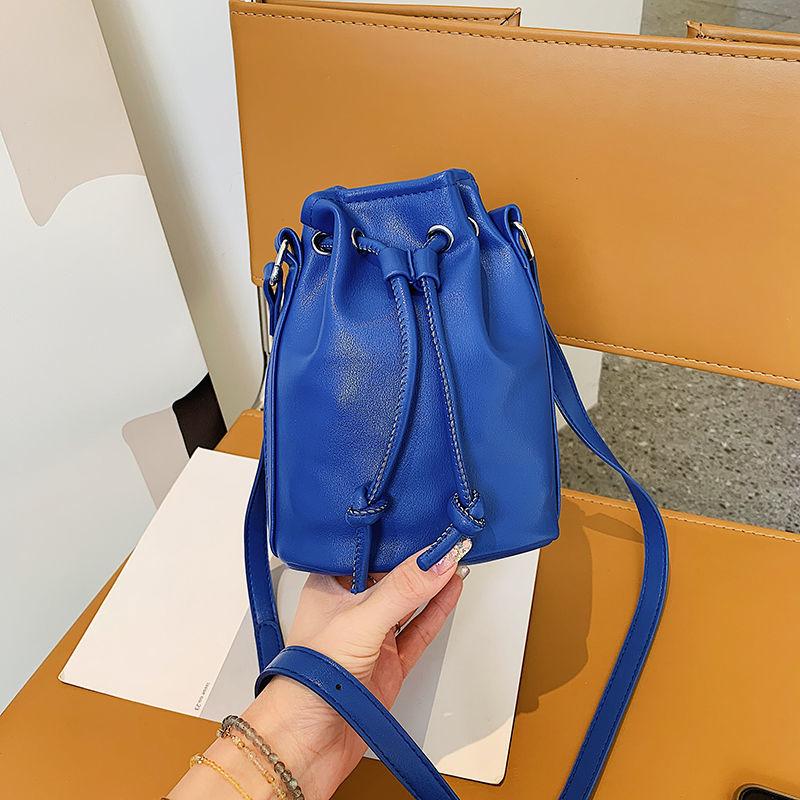 New Korean Style Fashion Drawstring Bucket Bag Special-Interest Design Simple All-Match Soft Leather Small Bag Messenger Bag Mobile Phone Bag