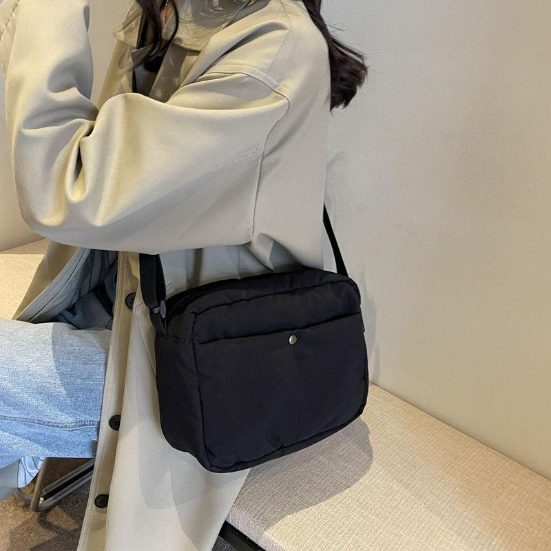 High-Grade Solid Color Bag Women's 2024 New Minority Fashion Shoulder Bag Men's Crossbody All-Matching Hand Bag