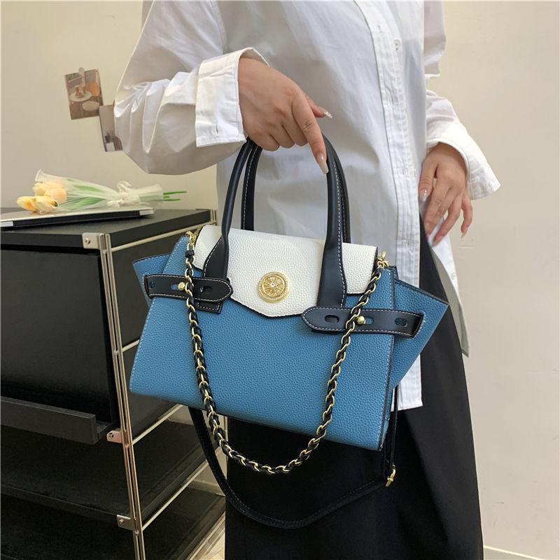 American Women's Bag 2024 New High Beauty Chain Design Feel Light Luxury Commuter Versatile Shoulder Bag