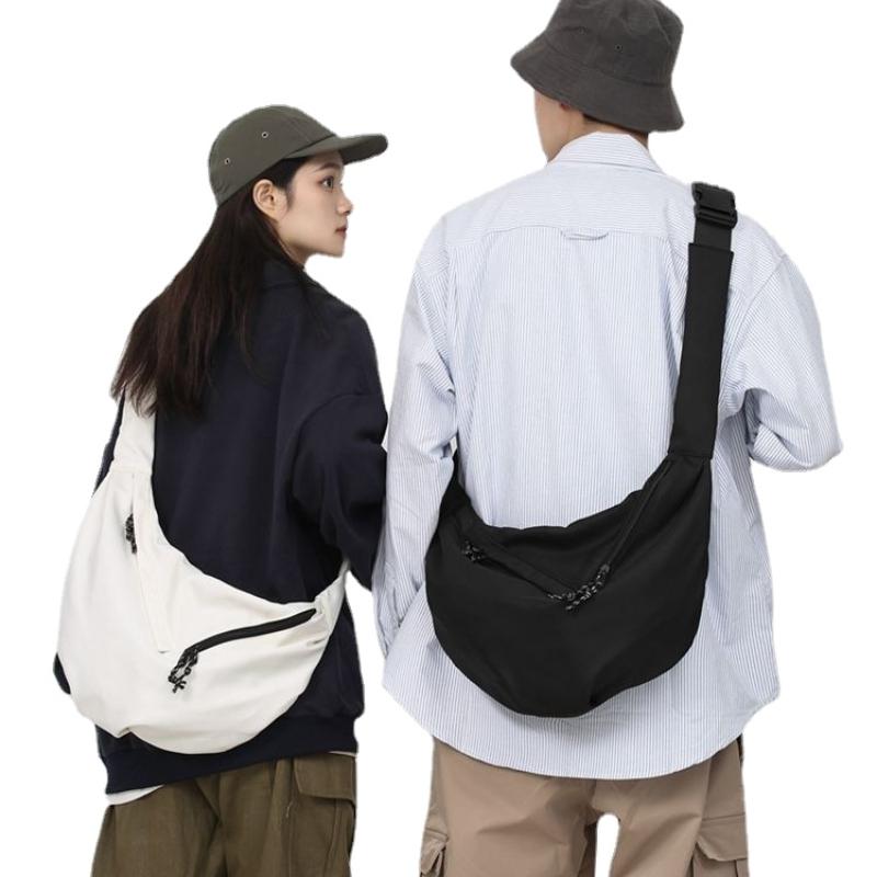 Special-Interest Design Bag Women's Large Capacity 2024 New Summer One-Shoulder Crossbody Commuter Dumpling Bag Sports Backpack for Men and Women Couple