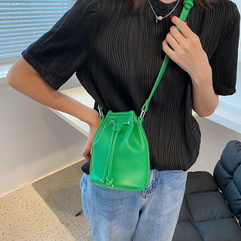 New Korean Style Fashion Drawstring Bucket Bag Special-Interest Design Simple All-Match Soft Leather Small Bag Messenger Bag Mobile Phone Bag