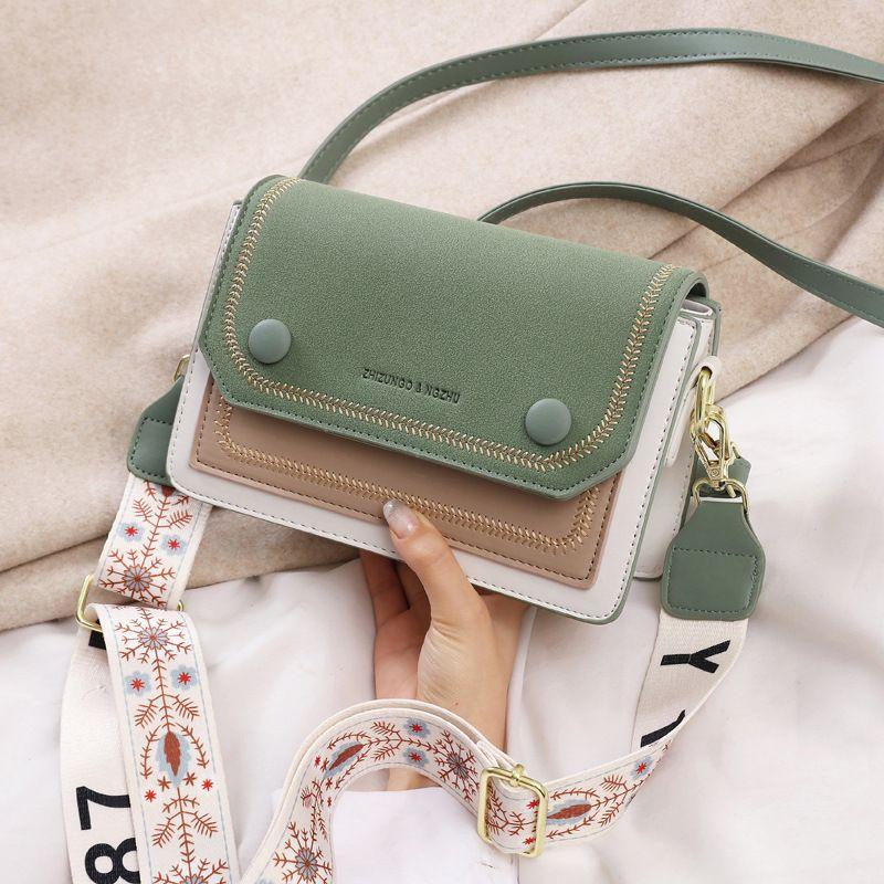 New Korean Version Women's Shoulder Bag Casual Versatile Crossbody Bag Small Bag Sweet Women's Bag Fashionable Small Square Bag Trend