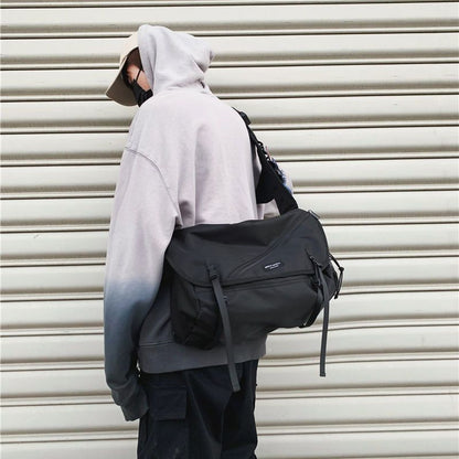 Single Shoulder Messenger Bag Men Fashion Brands Working Style Bag Student Casual Ins Harajuku Dead Flying Satchel Female Functional Messenger Bag