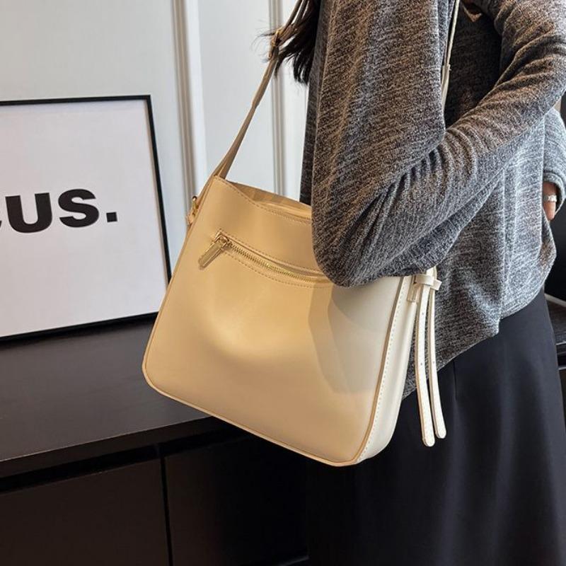 Fashion Girls handbag New Commuter Women's Bag Fashion Wide Strap Crossbody Bag All-Match Super Hot Shoulder Bucket Bag High Sense Bag female