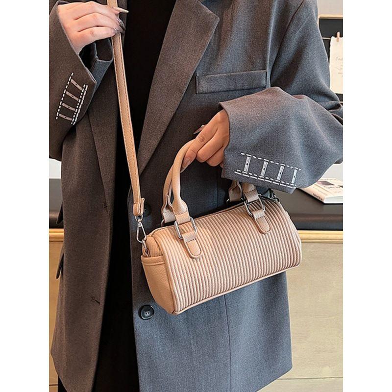 Hand-Carrying Bag Women's 2024 Spring/Summer South Korea Simple Fashion Shoulder Bag Texture Niche Messenger Bag for Women