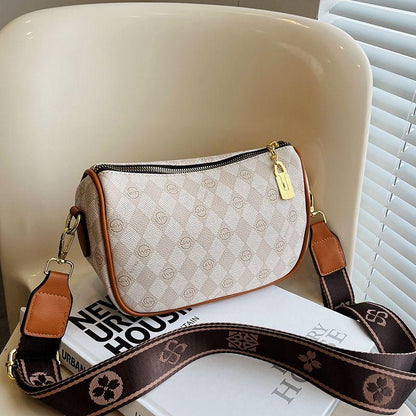 Internet Hot French Minority Bag Women's 2024 Popular Retro Printed Wide Shoulder Strap Shoulder Crossbody Dumpling Bag