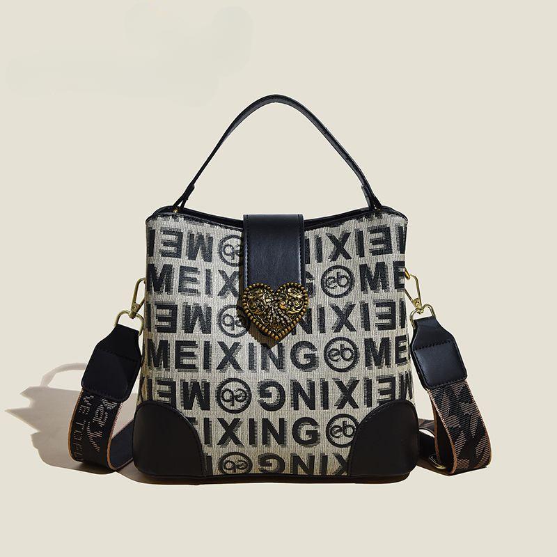 Light Luxury Women's Bag 2024 New Korean Versatile Popular Letter Printing Crossbody Bucket Bag