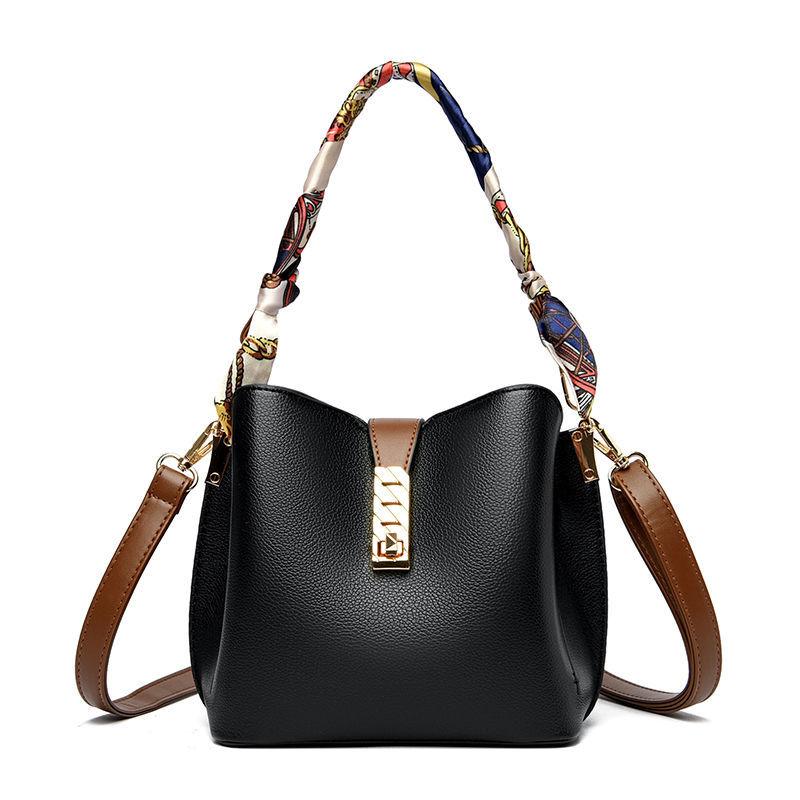 Handheld Bag for Women In 2024, New Trendy and High-end Diagonal Cross Bag, Casual and Versatile, Large Capacity Bucket Bag