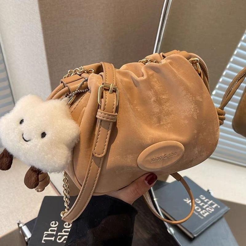 High-Grade Chain Small Bag for Women 2024 New Spring and Summer Popular Shoulder Commuter Bag Drawstring Cross Body Bucket Bag