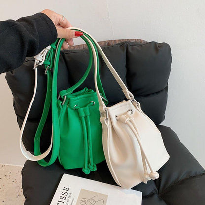 New Korean Style Fashion Drawstring Bucket Bag Special-Interest Design Simple All-Match Soft Leather Small Bag Messenger Bag Mobile Phone Bag