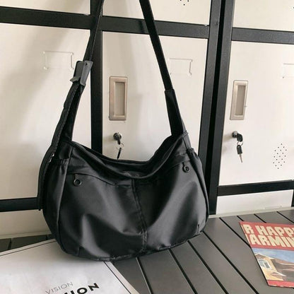 Same Style Crossbody Bag Sports Lightweight and Large Capacity One-Shoulder Tote Casual Waterproof Simple Nylon Cloth Men's and Women's Dumplings