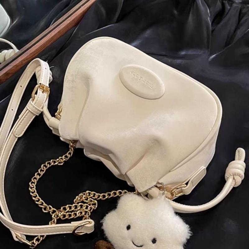 High-Grade Chain Small Bag for Women 2024 New Spring and Summer Popular Shoulder Commuter Bag Drawstring Cross Body Bucket Bag