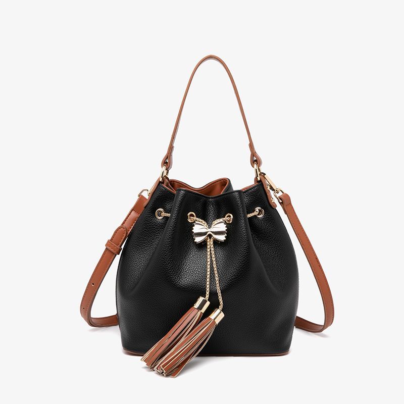 Women's Bag 2024 Spring/Summer New Fashion Trend Large Capacity Premium Feel Water Bucket Bag Single Shoulder Crossbody Handheld Women's Bag