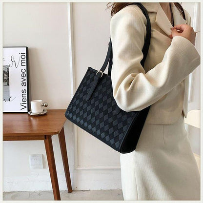 High Quality and Versatile Bag for Women Large Capacity Tote Bag 2024 New  Portable Bag Fashionable Shoulder Bag