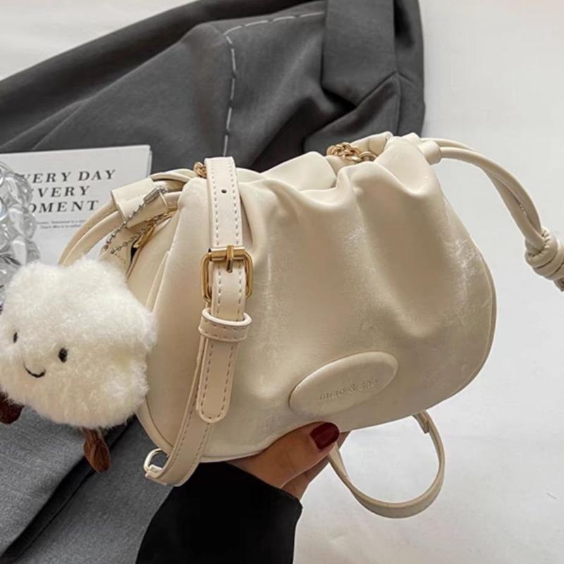 High-Grade Chain Small Bag for Women 2024 New Spring and Summer Popular Shoulder Commuter Bag Drawstring Cross Body Bucket Bag