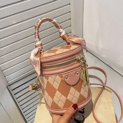2024 Spring/Summer New Fashion Versatile Bucket Bag Contrast Color Lingge High Quality Scarf Decoration Elegant Handbag Cylinder Design Cute and Exquisite Crossbody Bag