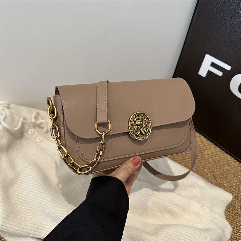 Retro Advanced Texture Small Bag Women's Fashion 2024 New Versatile Small Square Bag Popular Shoulder Underarm Messenger Bag