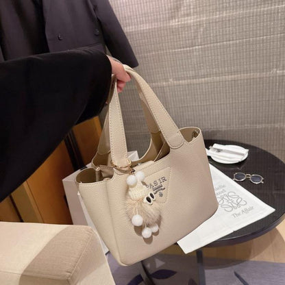 Handbag 2024 Spring and Summer New All-Match Shoulder Messenger Bag Fashion Special-Interest Bucket Texture Popular Bag