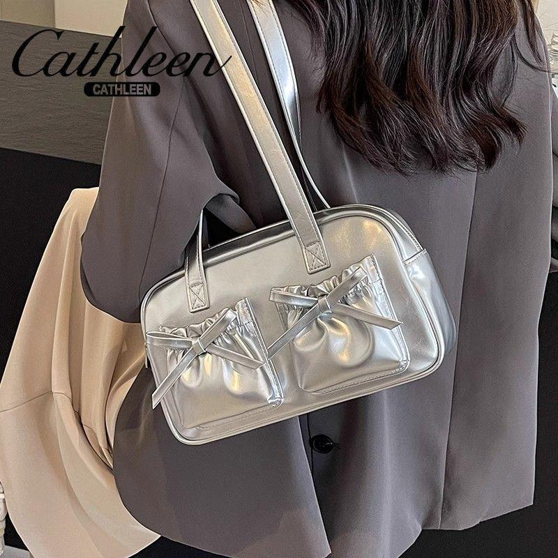 2024 Cyber Celebrity Style New Arrival Bow Underarm Bag New Niche Handbag Shoulder Fashion Bowling Pillow Commuter Bag