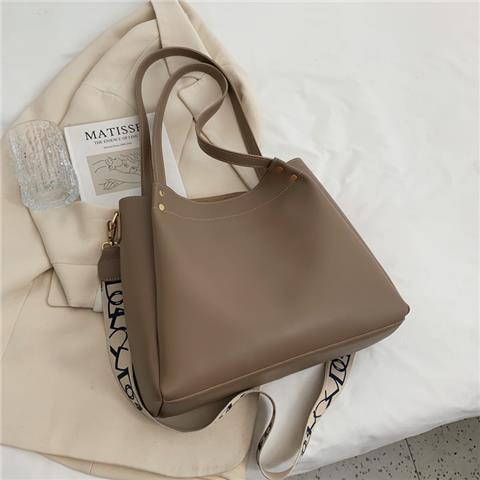 Large Capacity Spring/Summer Commuter Shoulder Bag Bag Women's Bag 2024 New Ladies Bag All-Match Crossbody Tote Bag