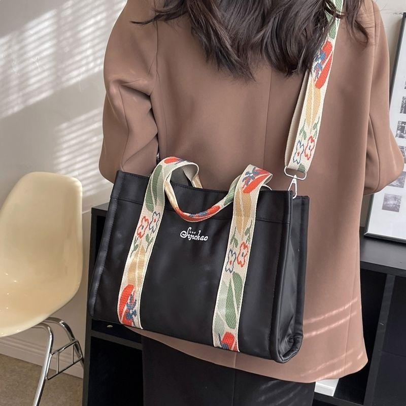 Oxford Butot Bag Women's 2024 New High end Single Shoulder Bag Large Capacity Fashion Versatile Women's Commuter Bag Nylon High Quality Tote Handbag