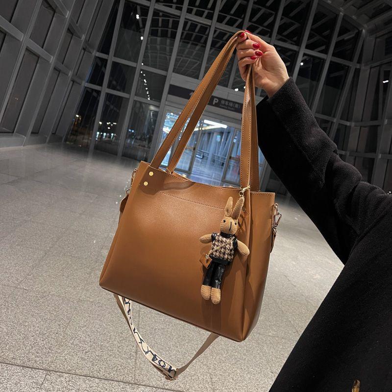 Large Capacity Spring/Summer Commuter Shoulder Bag Bag Women's Bag 2024 New Ladies Bag All-Match Crossbody Tote Bag