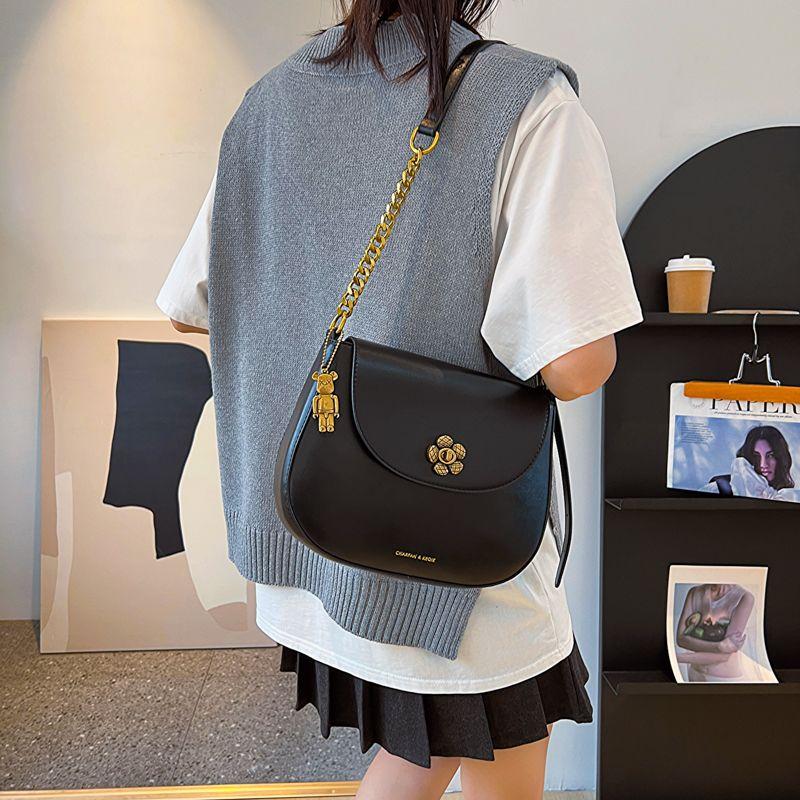 Autumn Winter Retro Stylish Bag Women's 2024 New Commuter's All-Matching Saddle Bag Niche High-Grade Casual Shoulder Bag