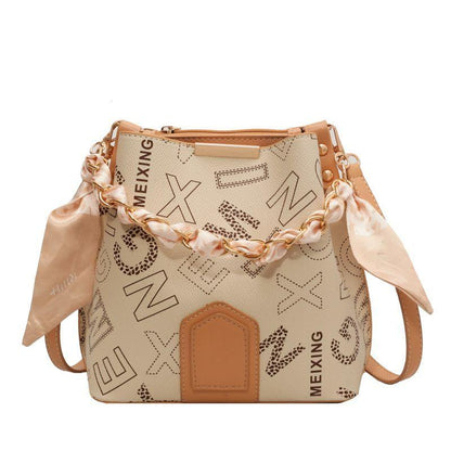 Advanced and Westernized Small Bag for Women's New Korean Versatile Texture Bucket Bag Fashion Crossbody Bag