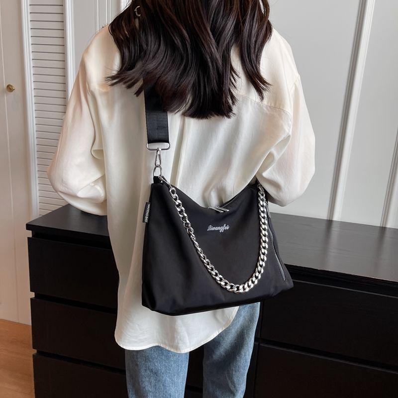 Large Capacity Shoulder Bag Chain Wide Shoulder Strap Fashion Korean Style 2024 New Trendy Crossbody Bag Women's Bag Casual Bag Women