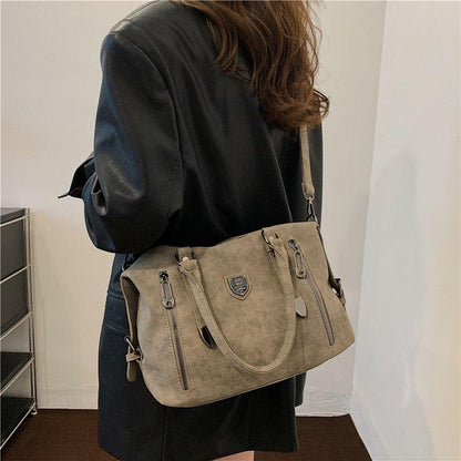 2024 New Large Capacity Bag Women's All-Match Fashion Shoulder Bag Crossbody Bag Good-looking Portable Commuter Tote