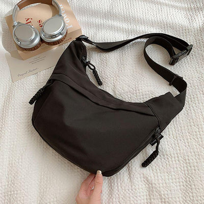 Special-Interest Design Bag Women's Large Capacity 2024 New Autumn Canvas Shoulder Messenger Bag Popular Commuter Dumpling Bag