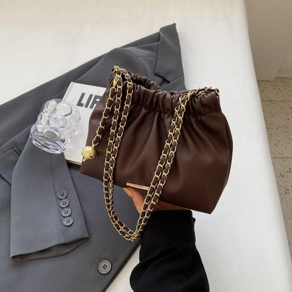 This year's popular bag women's new 2024 luxury solid color niche shoulder bag versatile chain crossbody bucket bag