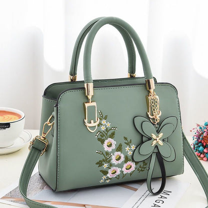 Women's Bag 2024 New Fashion All-Match Korean Style Shoulder Messenger Bag Ladies' Mom Bag Embroidered Large Capacity