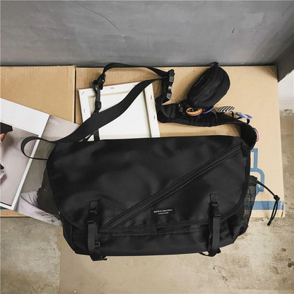 Single Shoulder Messenger Bag Men Fashion Brands Working Style Bag Student Casual Ins Harajuku Dead Flying Satchel Female Functional Messenger Bag