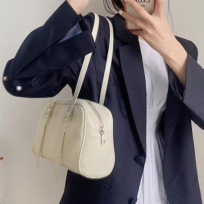 PU armpit bag women 2024 new fashion shoulder bag small armpit bag French stick bag elegant bag