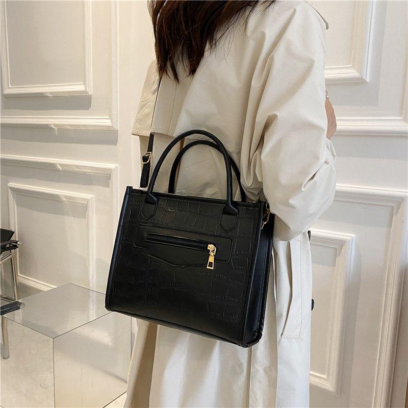 PU handbag popular shoulder bag women's 2024 new trendy fashion women's bag autumn and winter high-quality texture solid color versatile casual shoulder bag women's temperament women's bag