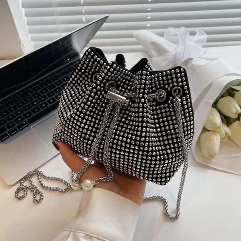 Fashion diamond bag small bag women's 2024 new bright diamond messenger bag ins popular chain bucket bag high-quality cute small bucket bag diamond bag women's diagonal diamond bag