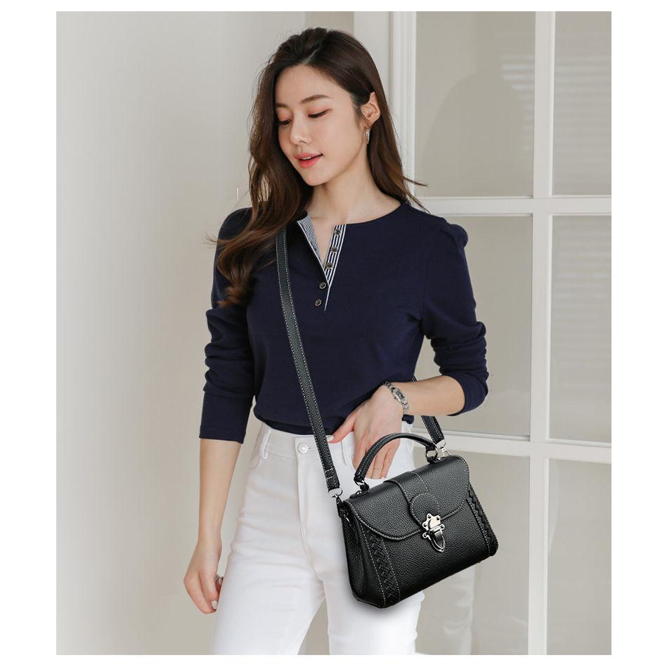 Leather bag Women elegant Korean fashion one shoulder messenger bag Women's bag Soft leather handbag Large capacity bag 2024 Women's new single room bag