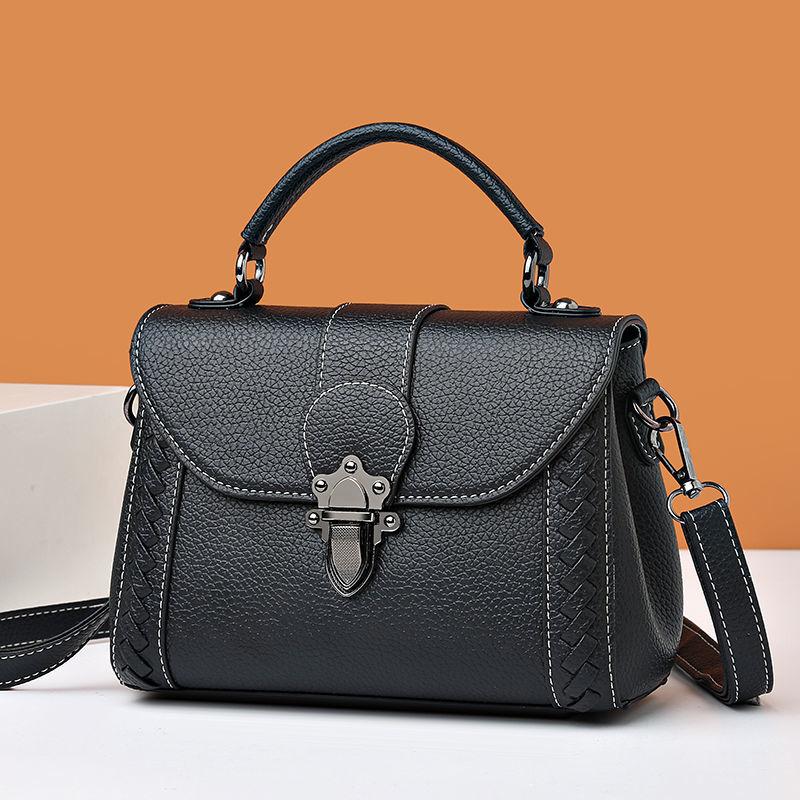 Leather bag Women elegant Korean fashion one shoulder messenger bag Women's bag Soft leather handbag Large capacity bag 2024 Women's new single room bag