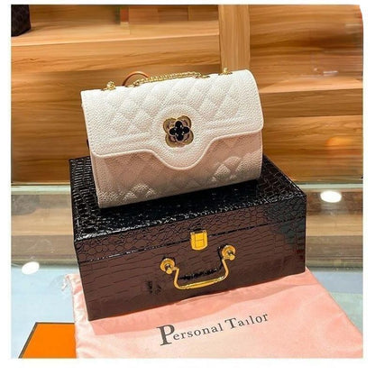 2024 Summer New Caviar Solid Chain Bag Commuting Versatile Small Square Bag Refined Fourleaf Grass Single Shoulder Bag Elegant Crossbody Bag Daily Leisure Handheld Women's Bag Premium