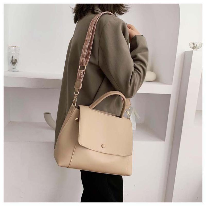 Fashion Versatile Women's Bag 2024 New Leather Simple Handbag Single Shoulder Crossbody Bag Large Capacity Women's Bag Premium Women's Handbag