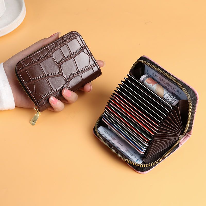 Online Red Card Bag Anti demagnetization Large Capacity Multi card Position Driving Document Clip Cover Crocodile Pattern Zero Wallet Integrated Card Bag Female