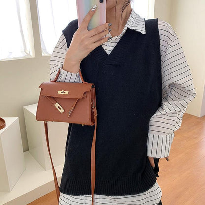 PU small square bag for women 2024 fashionable new style portable simple PU bag for students Cross body Versatile small bag for women Fashion bag